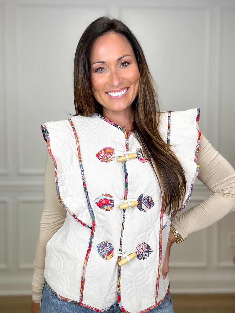 Unique Vibes Quilted Vest Clothing Peacocks & Pearls   