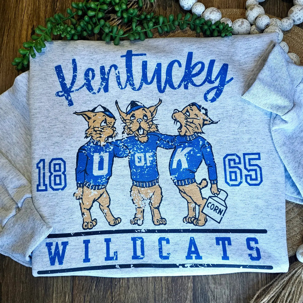 Vintage Kentucky Wildcats Crewneck Clothing Peacocks & Pearls