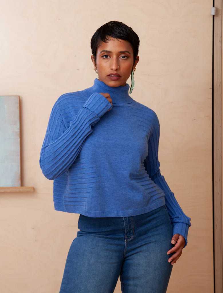 Luz Turtleneck Clothing Peacocks & Pearls   