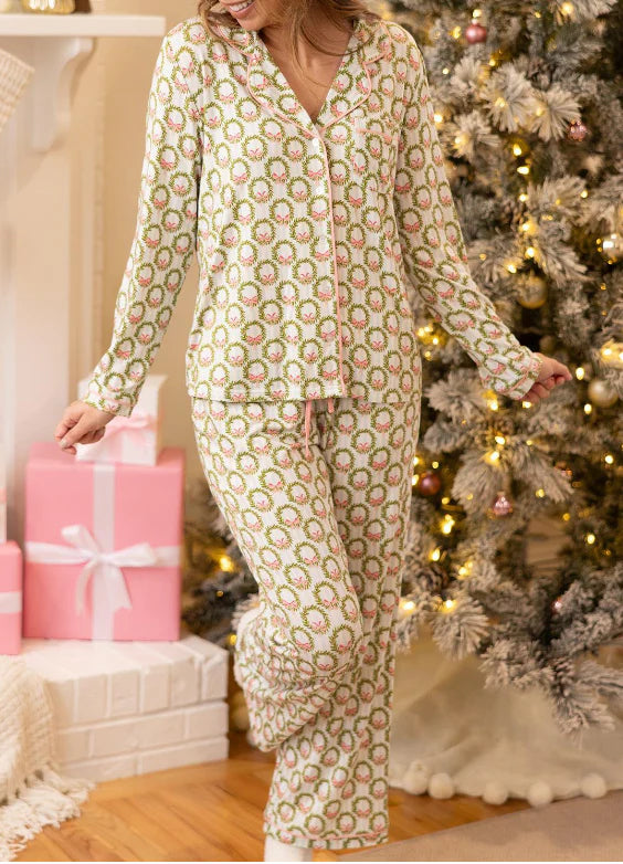 Deck The Halls PJ Set Clothing Peacocks & Pearls Multi XS 