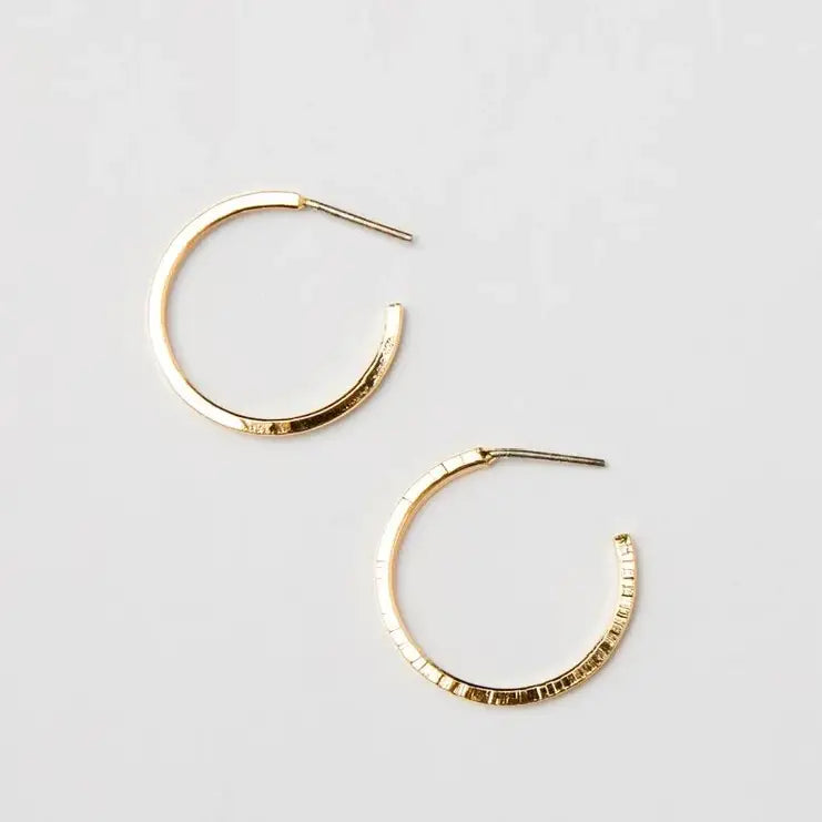 Thin Hammered Hoops Accessories Peacocks & Pearls Gold