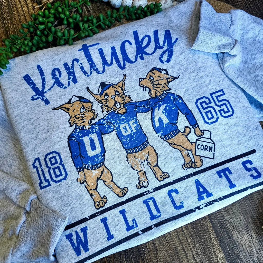 Vintage Kentucky Wildcats Crewneck Clothing Peacocks & Pearls